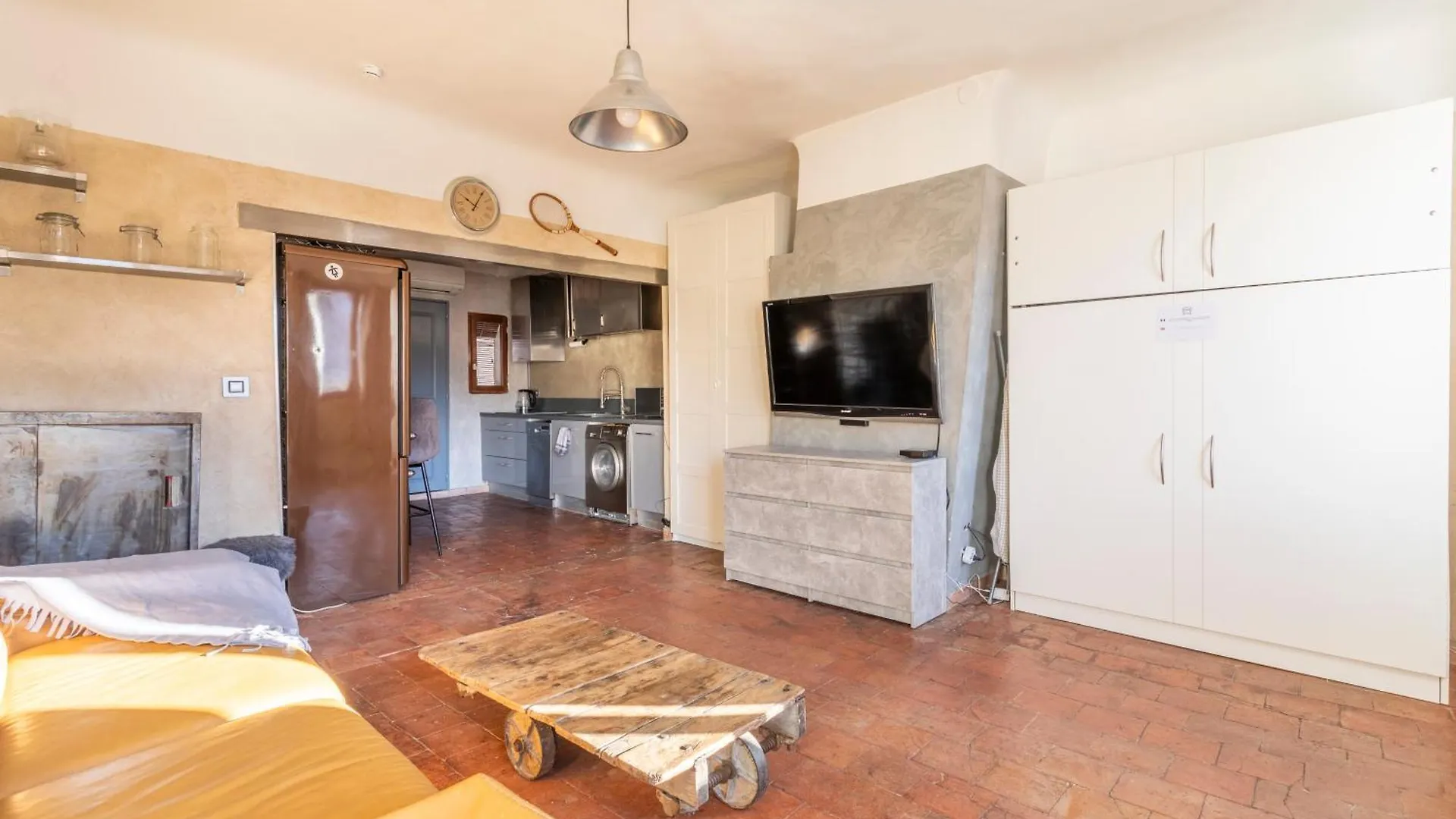 Apartment Authentique Appartement Aixois Aix-en-Provence