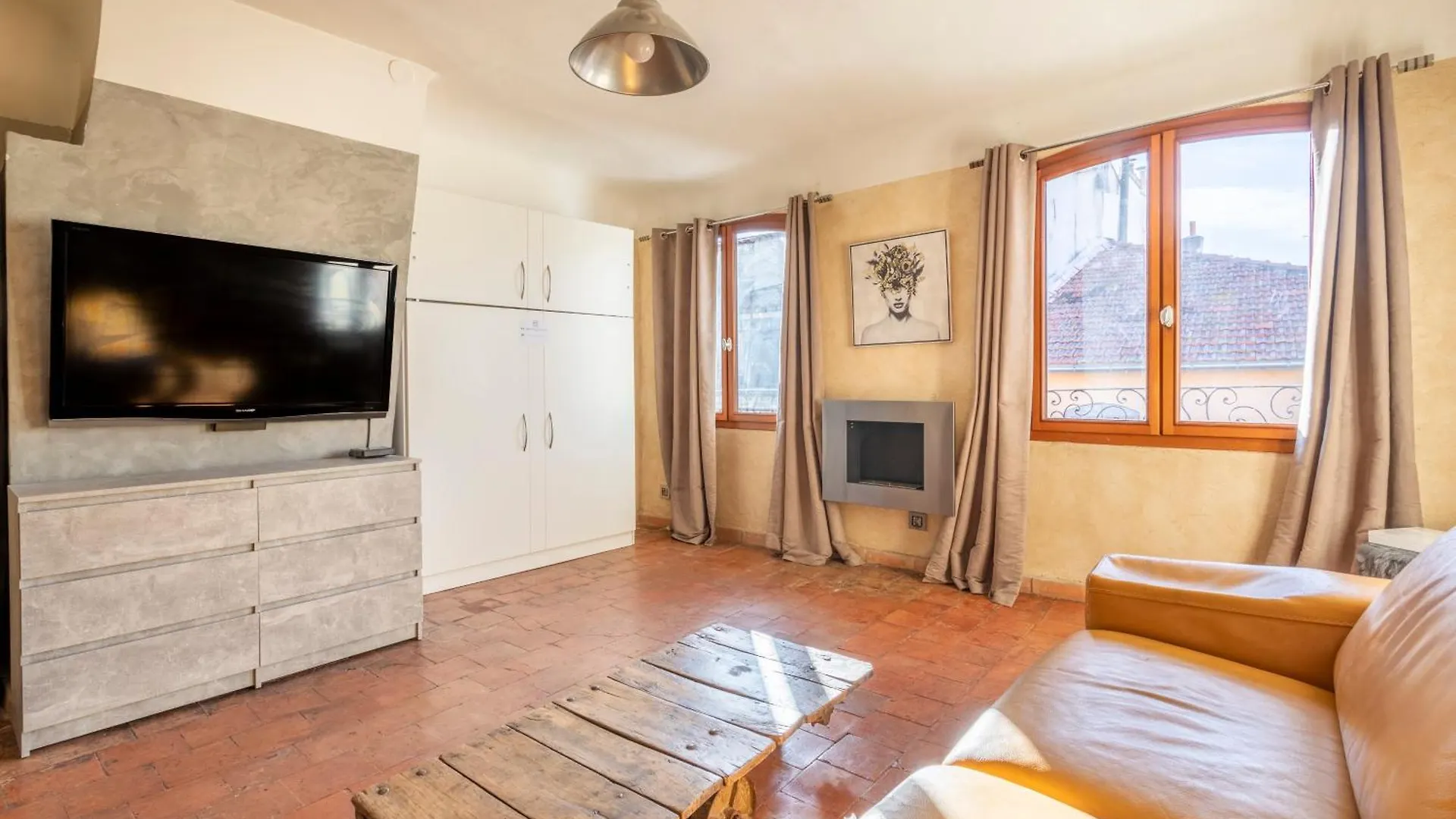 Authentique Appartement Aixois Aix-en-Provence 0*,