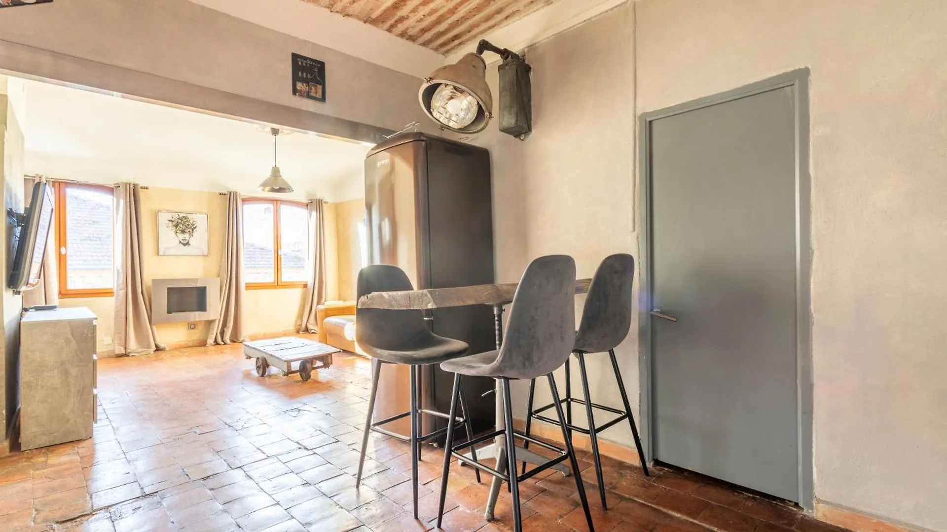 Apartment Authentique Appartement Aixois Aix-en-Provence